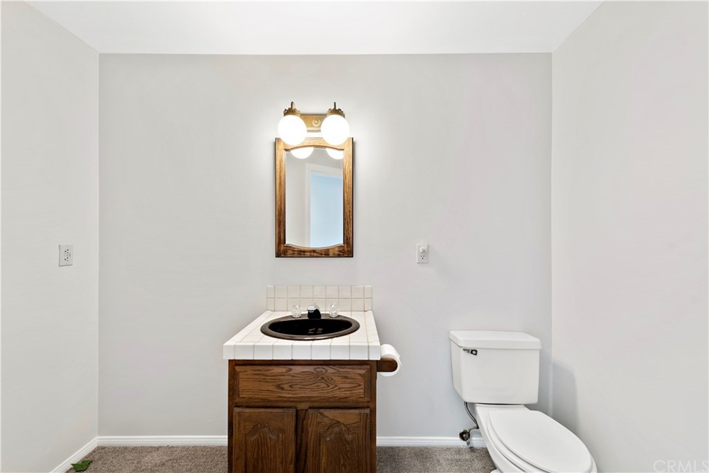 1055 Summit Drive Laguna Beach, CA 92651 - Photo 31 of 75