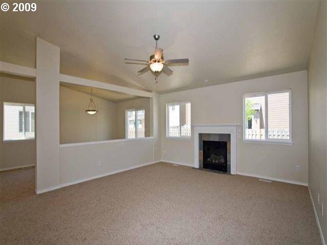 2925 Reed Avenue Woodburn, OR 97071 - Photo 3 of 16 Gallery Image 3