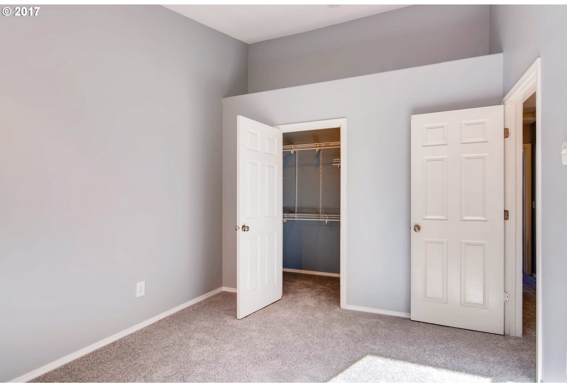 14280 Southwest Cougar Ridge Drive Beaverton, OR 97008 - Photo 14 of 24