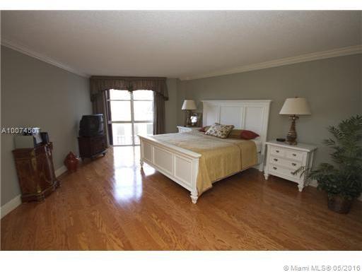 1121 Crandon Boulevard, Unit E802 Key Biscayne, FL 33149 - Photo 4 of 8