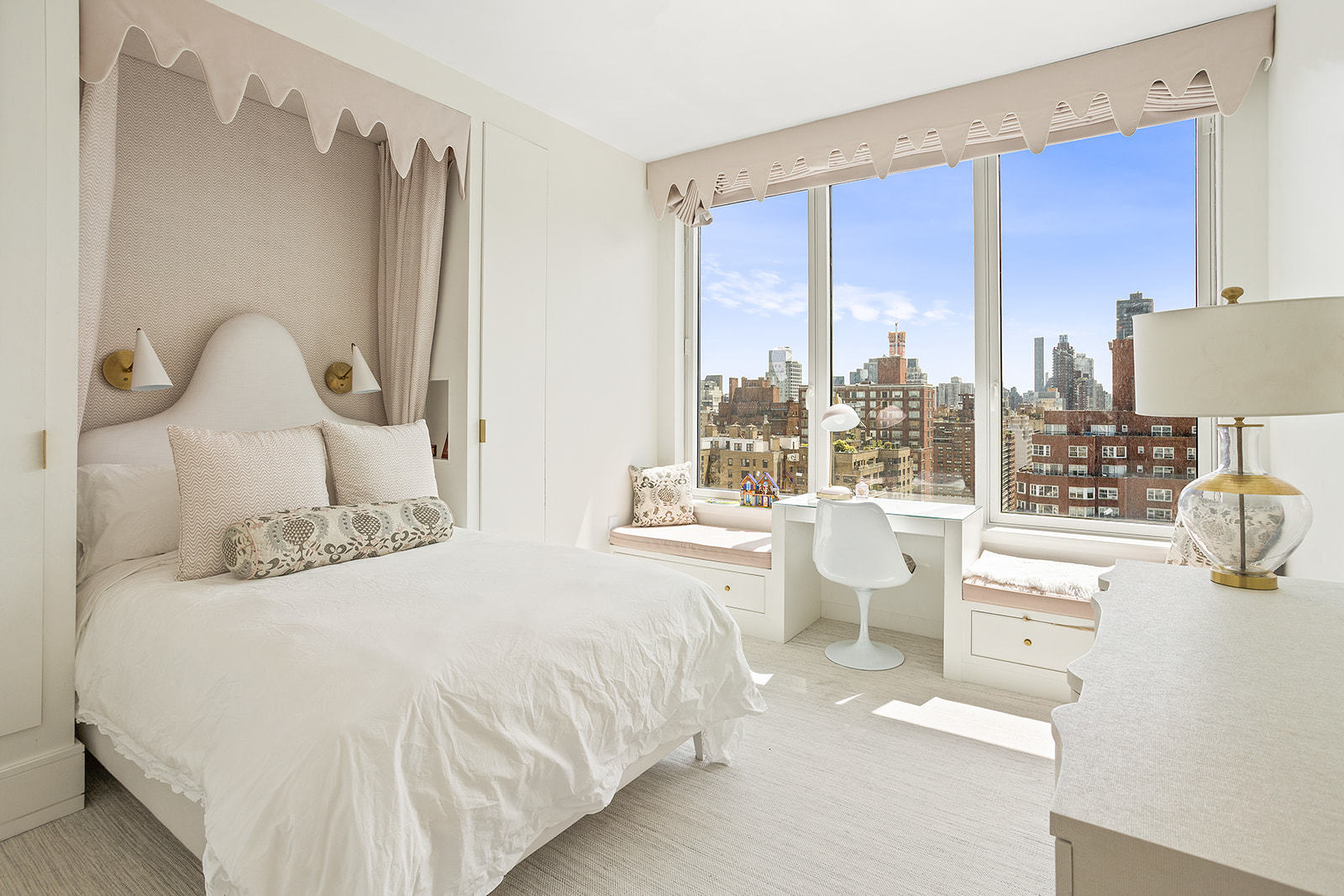 255 East 74th Street, Unit 19A Manhattan, NY 10021 - Photo 7 of 30