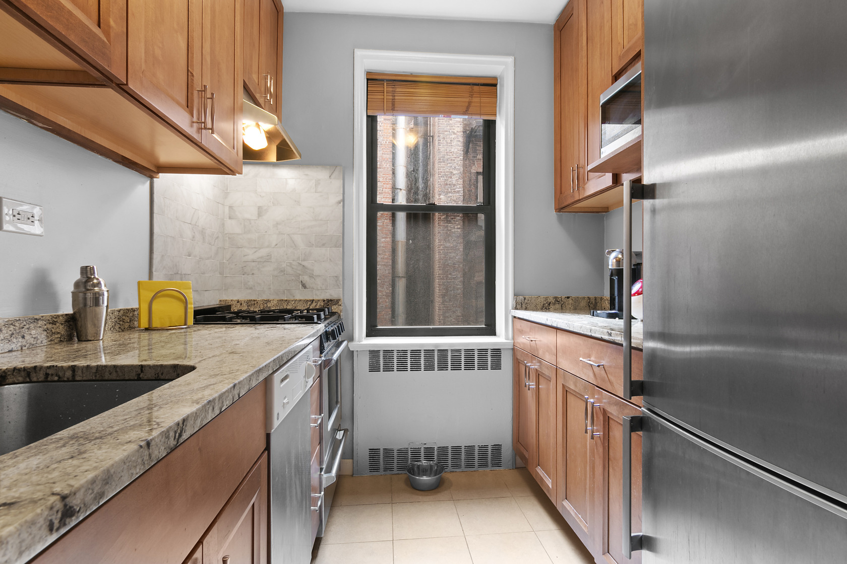 205 West 95th Street, Unit 4B Manhattan, NY 10025 - Photo 3 of 7