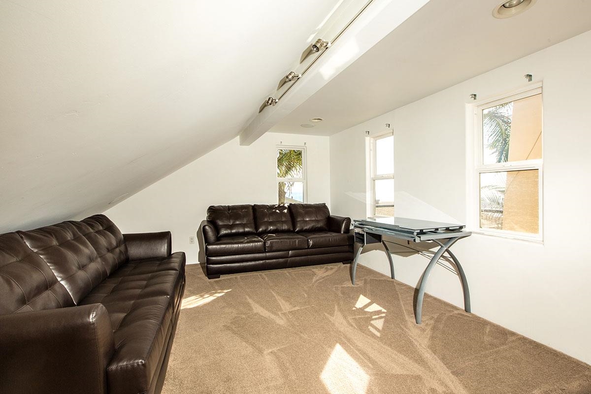 378 Neptune Avenue Encinitas, CA 92024 - Photo 19 of 24