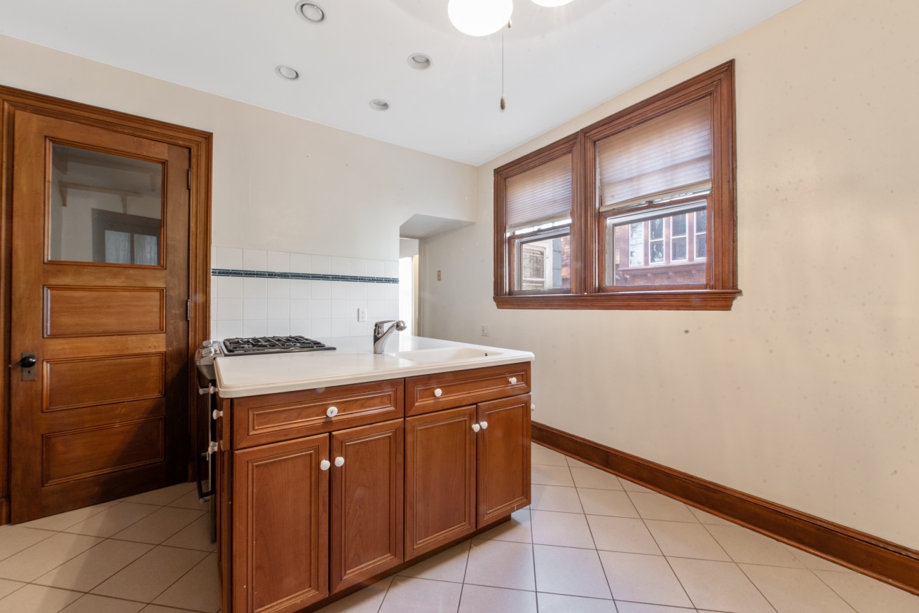 140 Tysen Street, Unit WHOLE Staten Island, NY 10301 - Photo 21 of 32