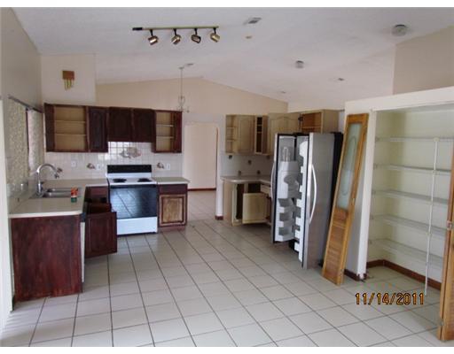 19990 Southwest 134th Court Miami, FL 33177 - Photo 3 of 6