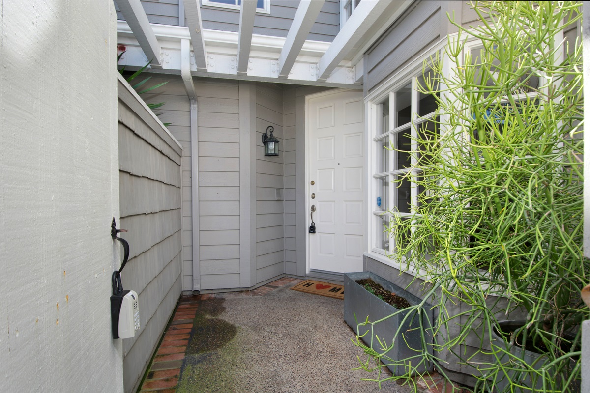 2921 Sandy Pointe, Unit 3 Del Mar, CA 92014 - Photo 21 of 25