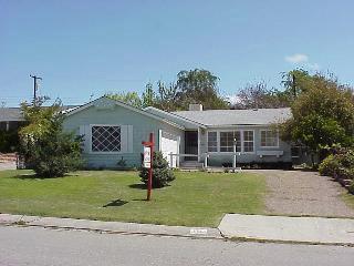 1815 Locust Ravine Bakersfield, CA 93306 - Photo 1 of 1 Gallery Image 1
