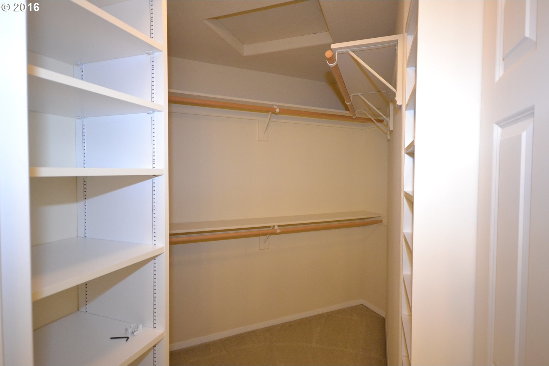 20692 Northeast Rockspring Street Hillsboro, OR 97006 - Photo 14 of 20 Gallery Image 14