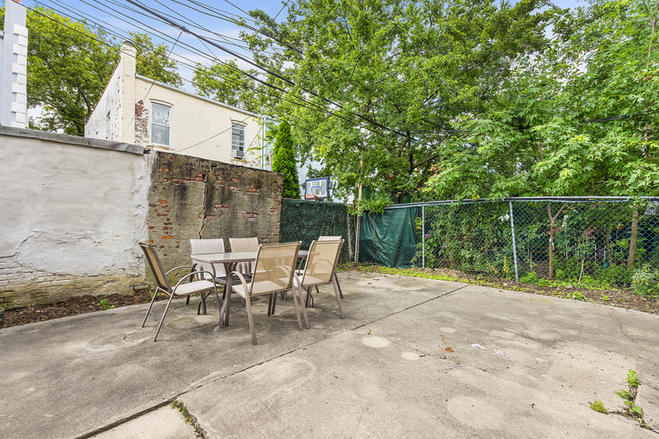 71 Tehama Street, Unit 1 Brooklyn, NY 11218 - Photo 2 of 5