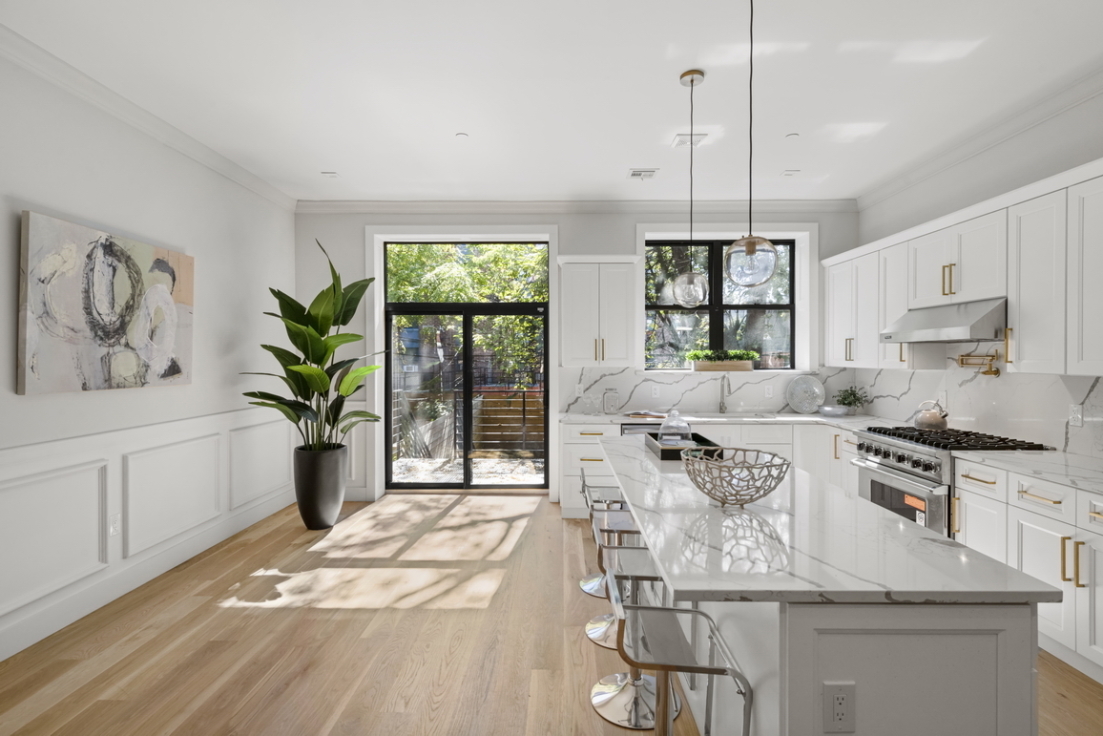 586 Quincy Street Brooklyn, NY 11221 - Photo 3 of 15