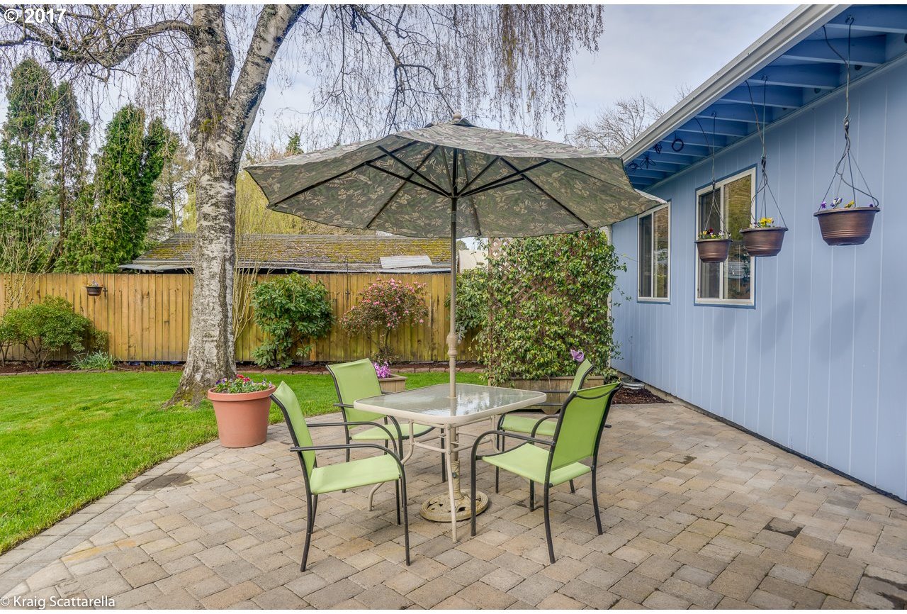 13260 Southwest Rita Drive Beaverton, OR 97005 - Photo 11 of 28 Gallery Image 11