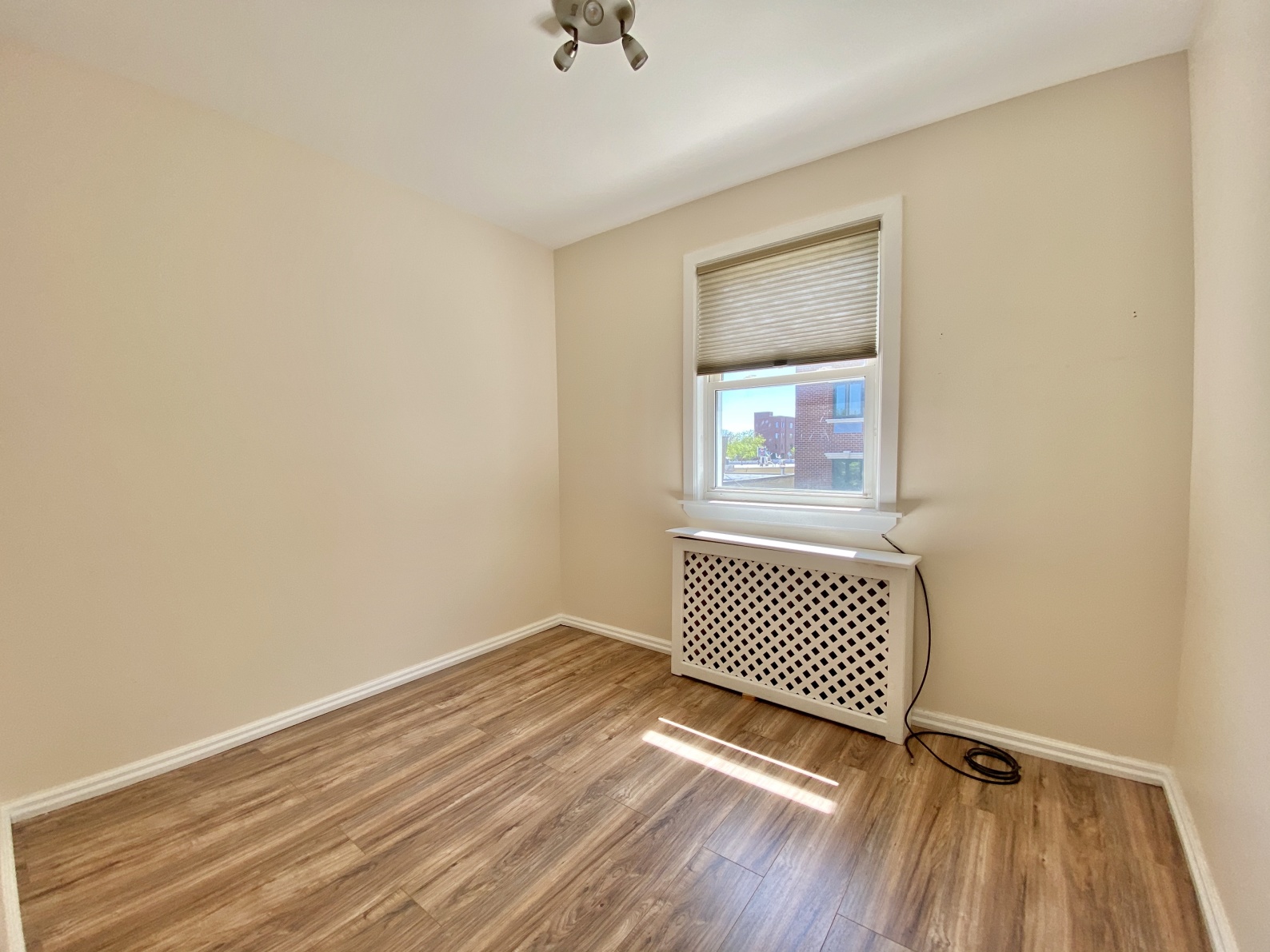 20-15 29th Street, Unit 2 Queens, NY 11105 - Photo 10 of 14
