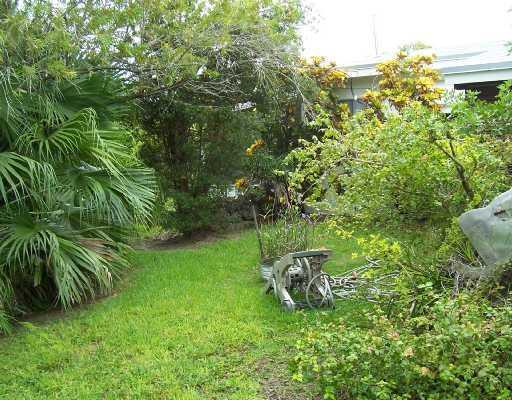 9461 Easter Road Miami, FL 33157 - Photo 11 of 16