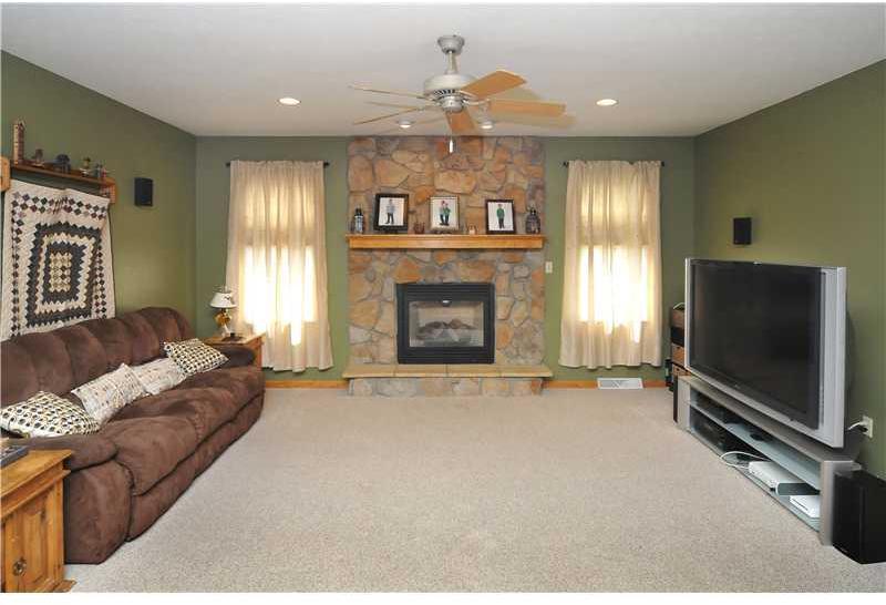 1215 Sebring Road Beaver, PA 15009 - Photo 3 of 25