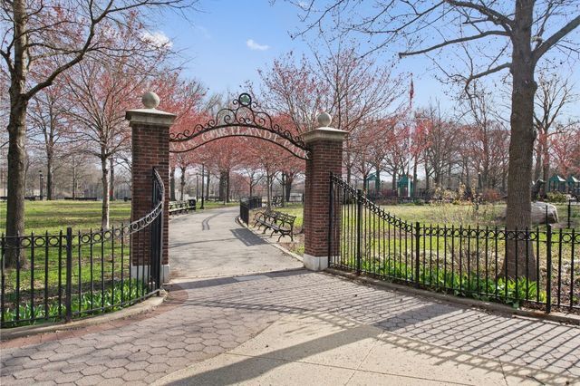 $335,000 | 180 Van Cortlandt Park South, Unit 5D | Kingsbridge