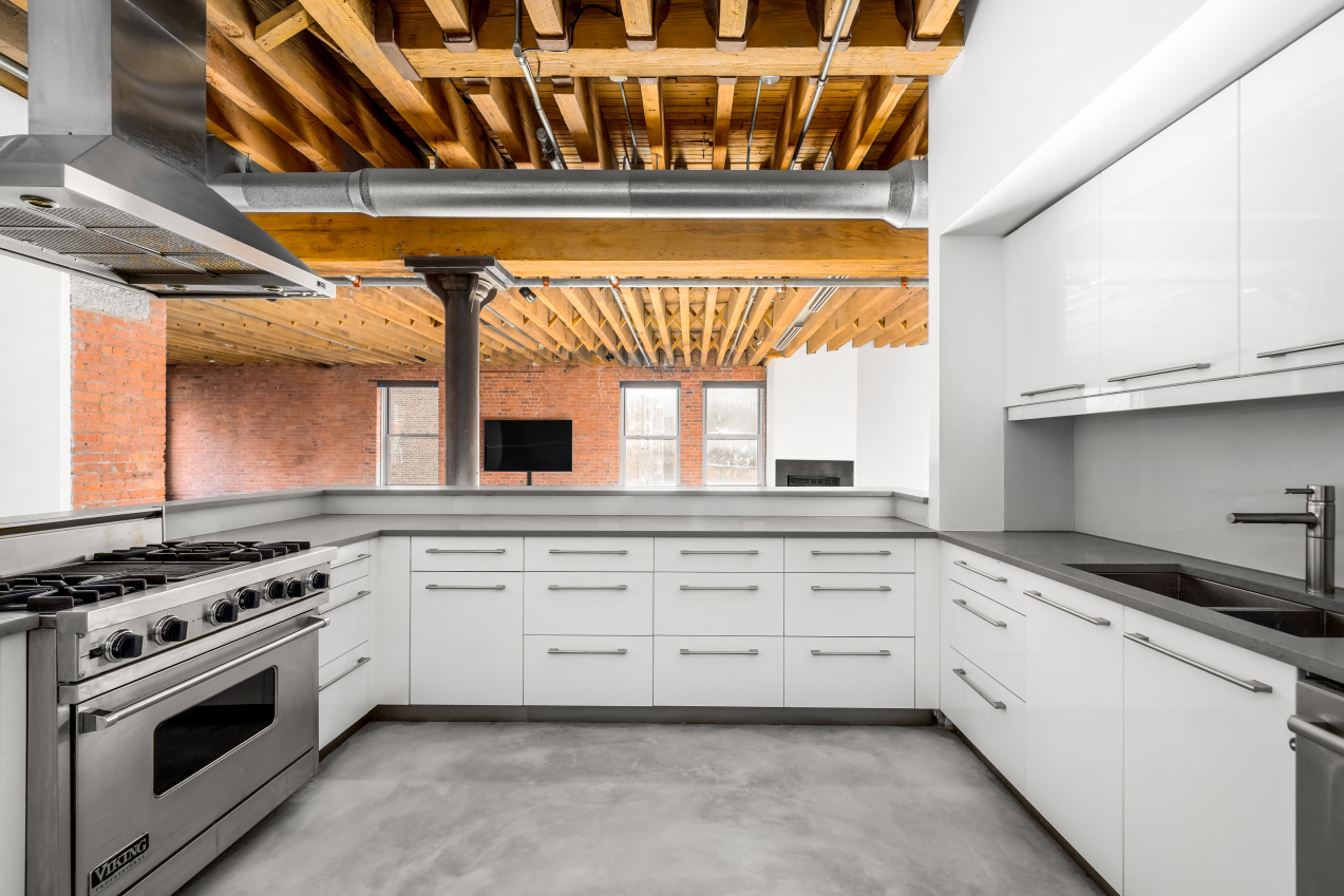 155 Franklin Street, Unit 4 Manhattan, NY 10013 - Photo 2 of 7