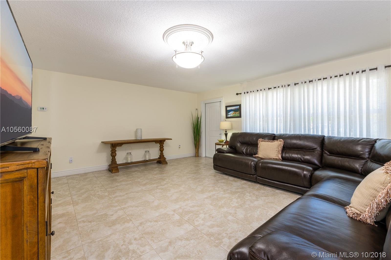 22167 Aslatic Street Boca Raton, FL 33428 - Photo 11 of 22 Gallery Image 11