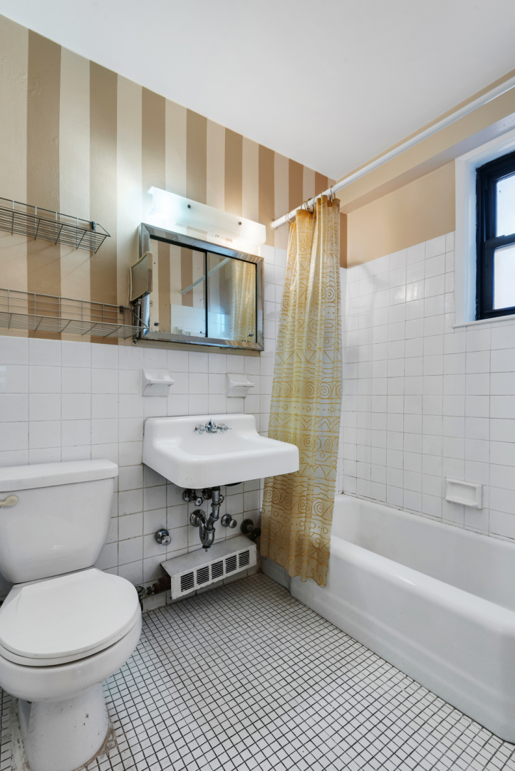 330 3rd Avenue, Unit 16K Manhattan, NY 10010 - Photo 5 of 6