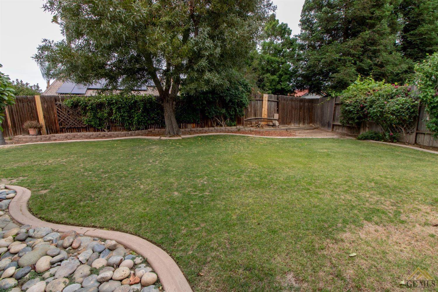 5218 Port Drive Bakersfield, CA 93312 - Photo 15 of 21