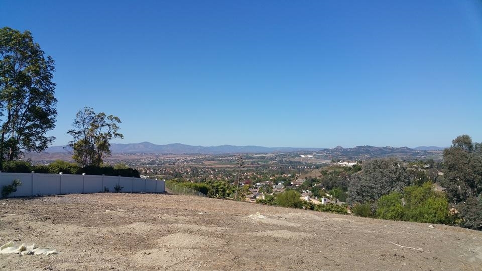 1347 Panorama Ridge Road Oceanside, CA 92056 - Photo 19 of 25