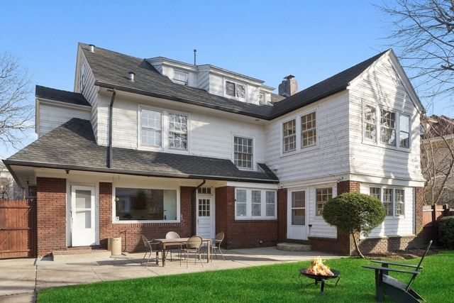 $2,200,000 | 130 Buckingham Road | Prospect Park South