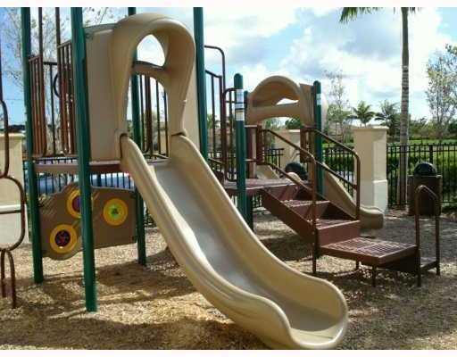 3380 Northeast 9th Street, Unit 202 Homestead, FL 33033 - Photo 16 of 16