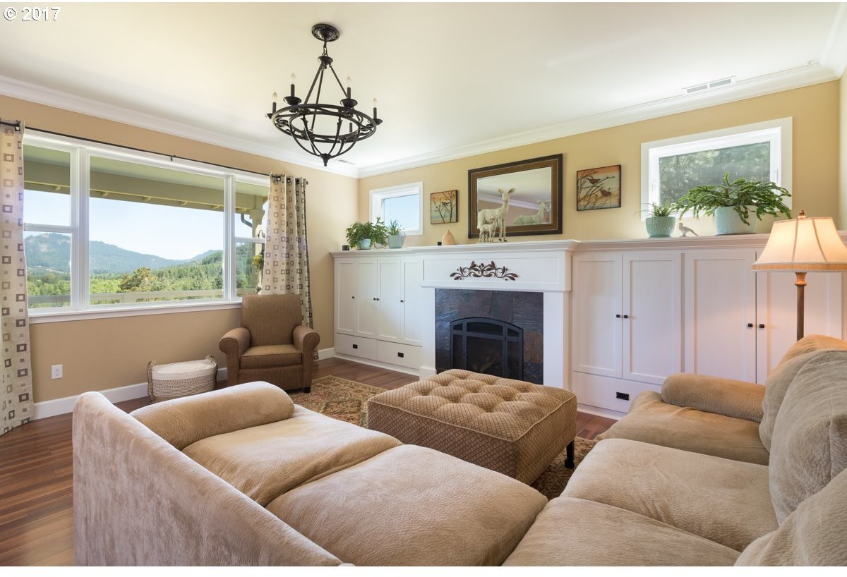 1460 Ireland Road Winston, OR 97496 - Photo 25 of 27