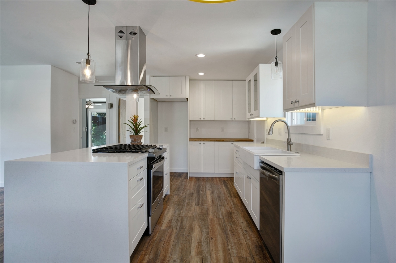 751 Teaberry Street Encinitas, CA 92024 - Photo 6 of 25 Gallery Image 6