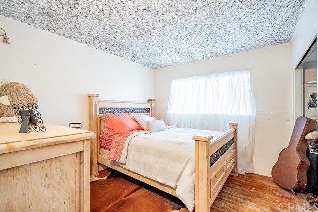 $925,000 | 208 Susannah Place, Costa Mesa, CA 92627