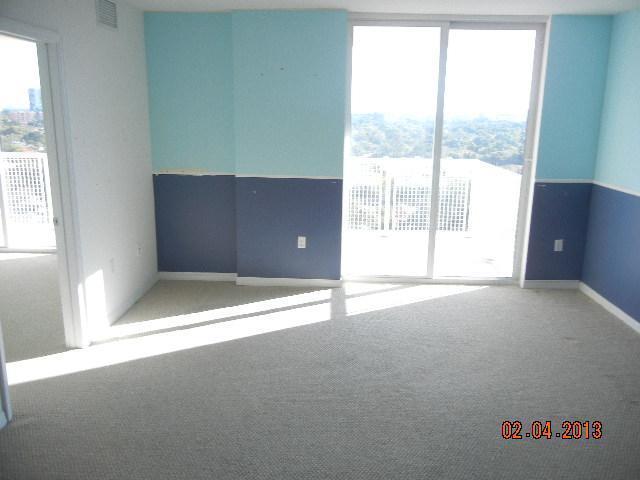 900 Southwest 8th Street, Unit 1102 Miami, FL 33130 - Photo 2 of 10