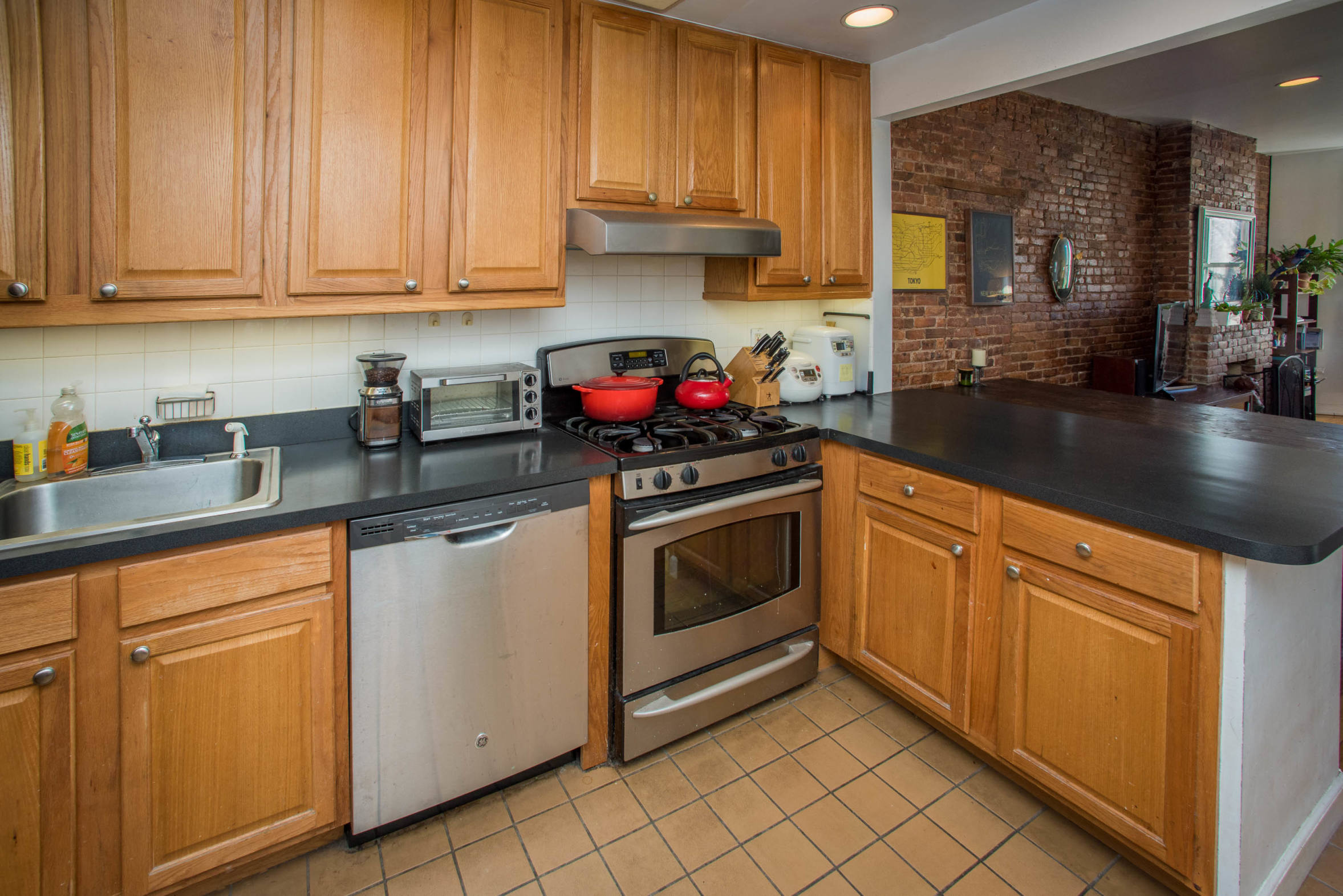 325 3rd Street, Unit 2B Brooklyn, NY 11215 - Photo 7 of 13