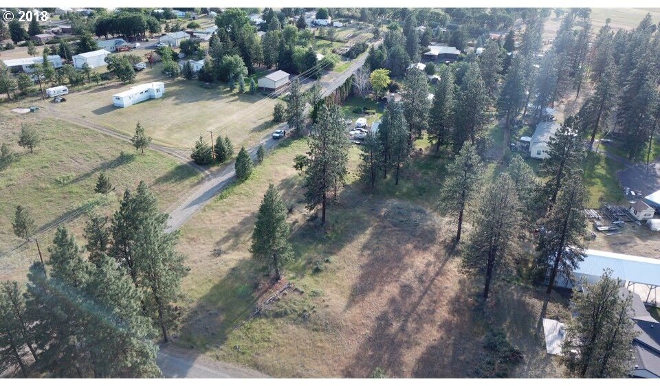 243 South Mike Road Tygh Valley, OR 97063 - Photo 9 of 18 Gallery Image 9