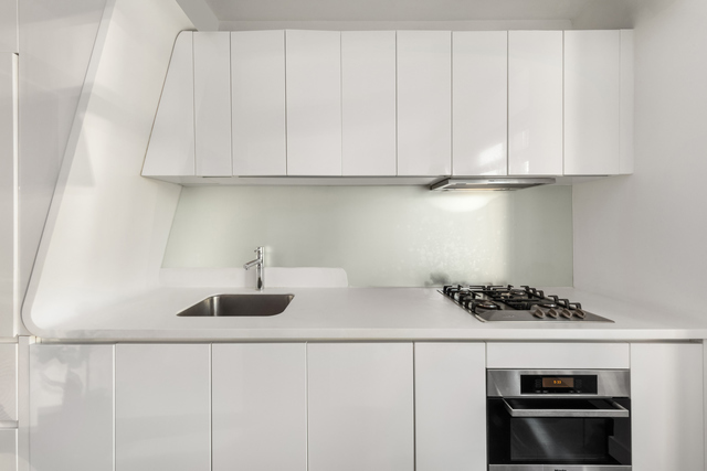 123 Washington Street, Unit 27C Manhattan, NY 10006 - Photo 3 of 5