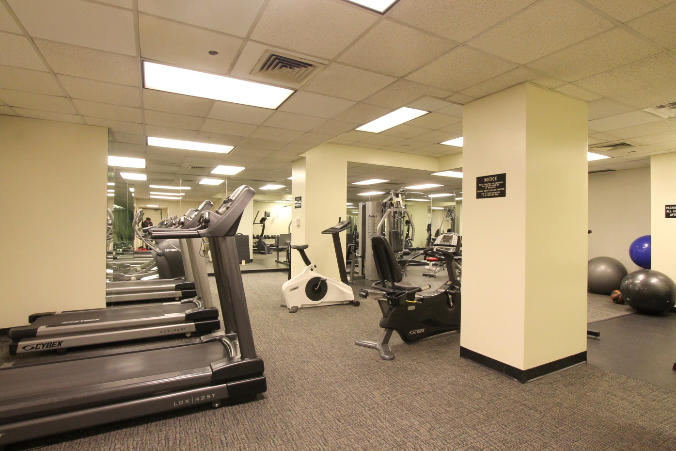 The Ellington 260 W 52nd St, Manhattan, NY 10019 - Photo 2 of 2