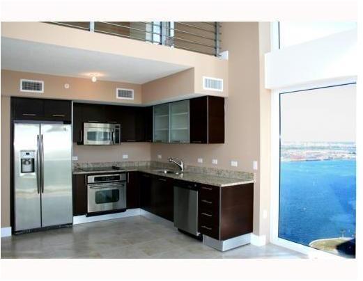 41 Southeast 5th Street, Unit 2002 Miami, FL 33131 - Photo 4 of 14