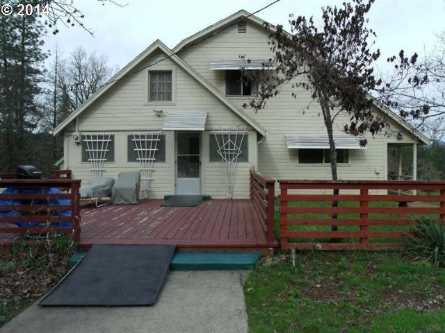 305 Ray Drive Merlin, OR 97532 - Photo 6 of 10 Gallery Image 6