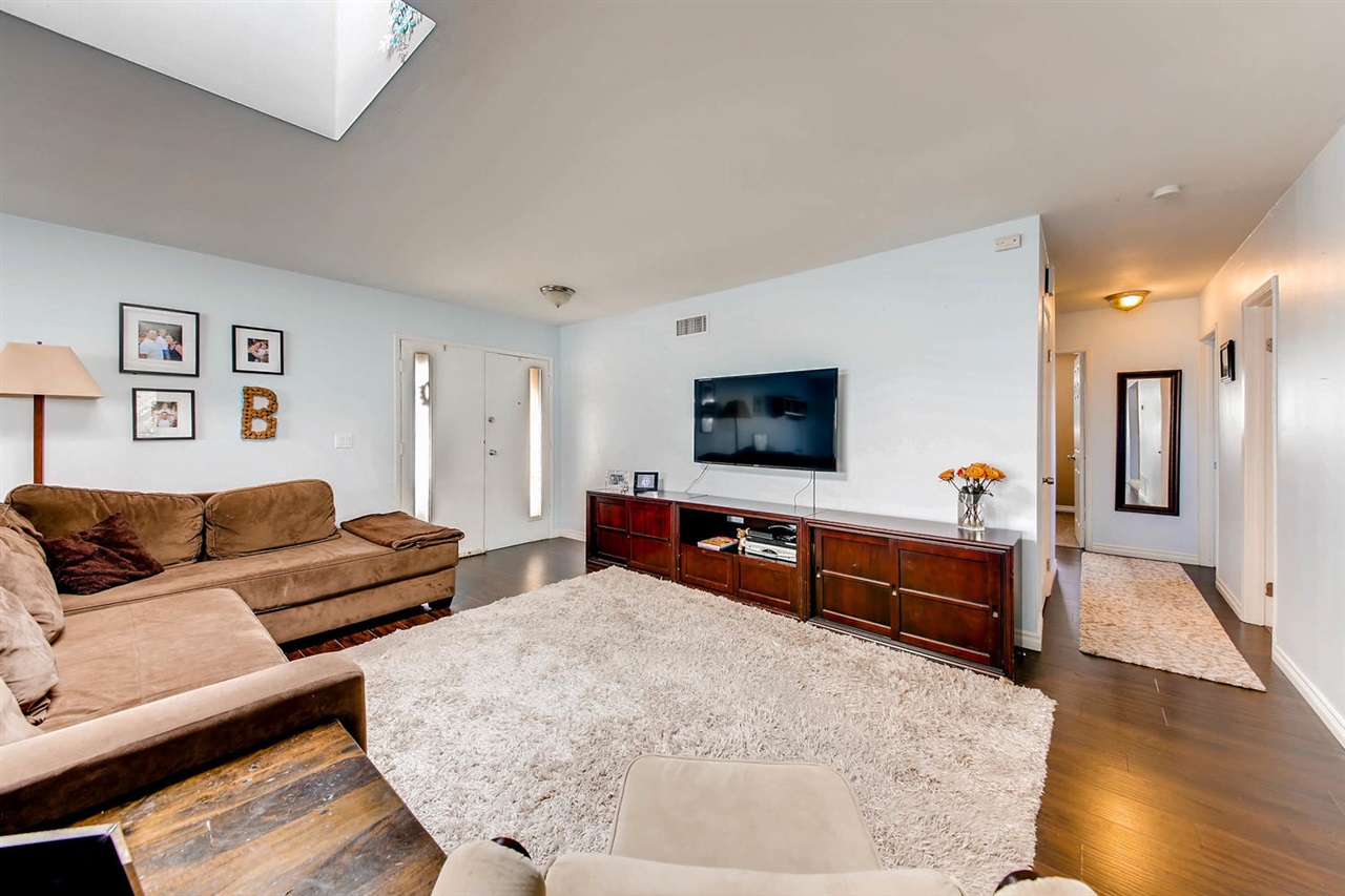 12562 McFeron Road Poway, CA 92064 - Photo 3 of 25
