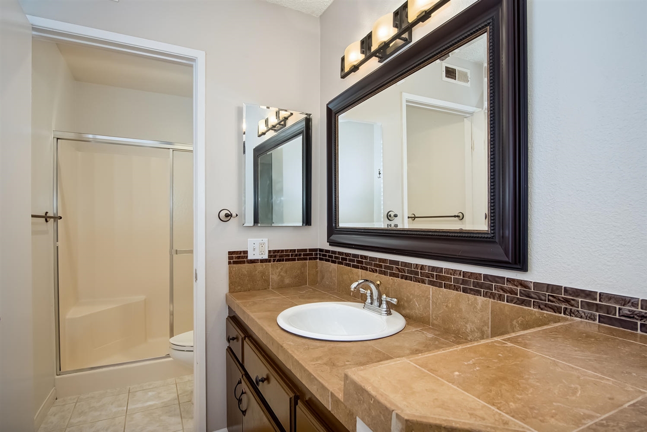 3921 Magnolia Road Oceanside, CA 92058 - Photo 16 of 25 Gallery Image 16