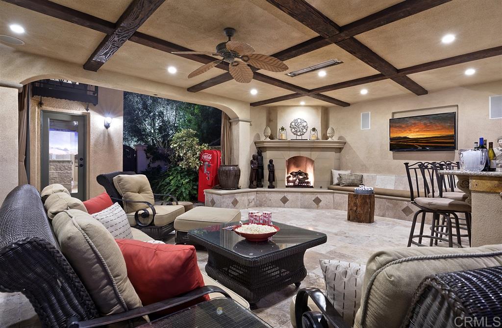 7689 Sitio Algodon Carlsbad, CA 92009 - Photo 19 of 25