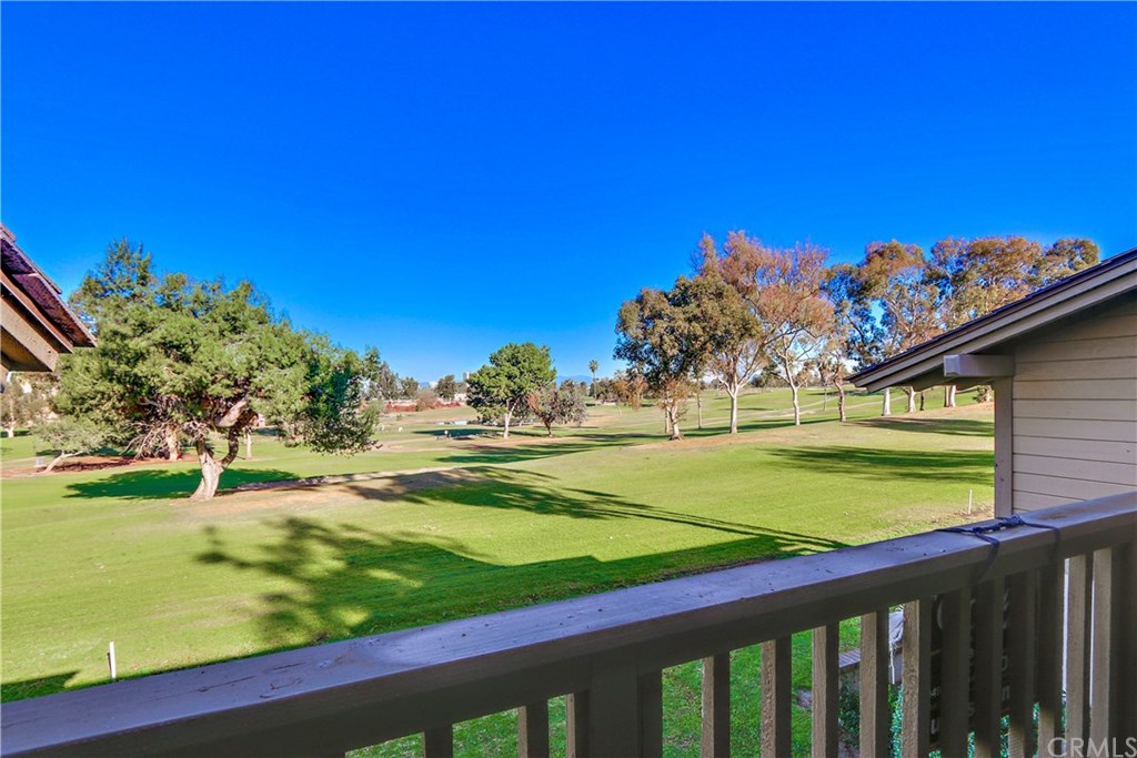 4 Flores Irvine, CA 92612 - Photo 18 of 27