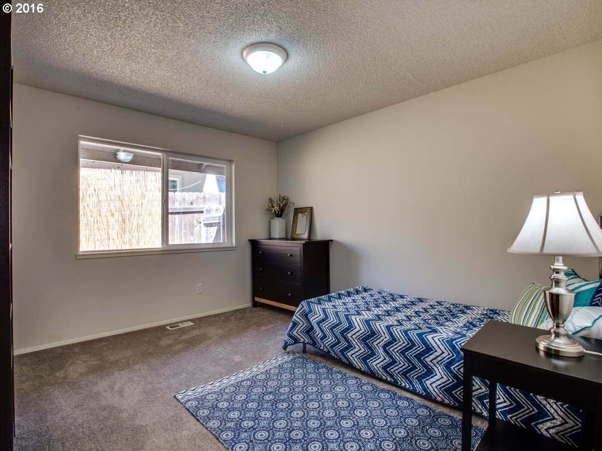 2681 Southwest Spring Garden Street Portland, OR 97219 - Photo 2 of 31 Gallery Image 2