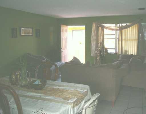 1561 Northeast 109th Street Miami, FL 33161 - Photo 5 of 6