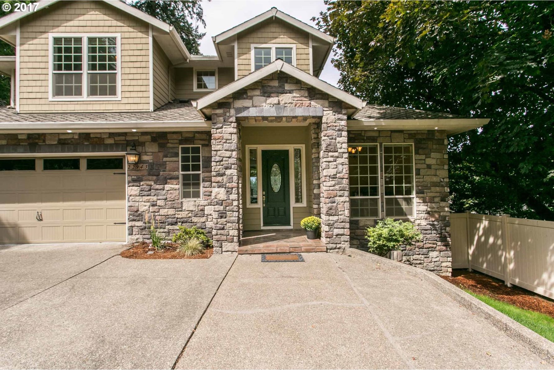 22943 Southwest Boones Ferry Road Tualatin, OR 97062 - Photo 2 of 32 Gallery Image 2
