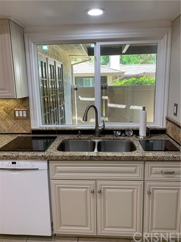 1114 Catlin Street, Unit D Simi Valley, CA 93065 - Photo 8 of 22