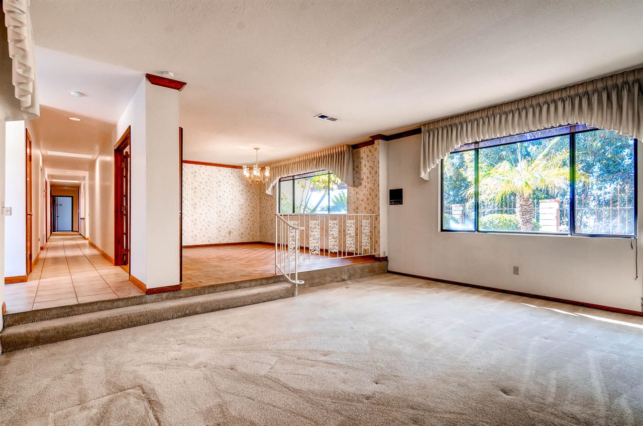 1192 Rippey Street El Cajon, CA 92020 - Photo 4 of 25 Gallery Image 4