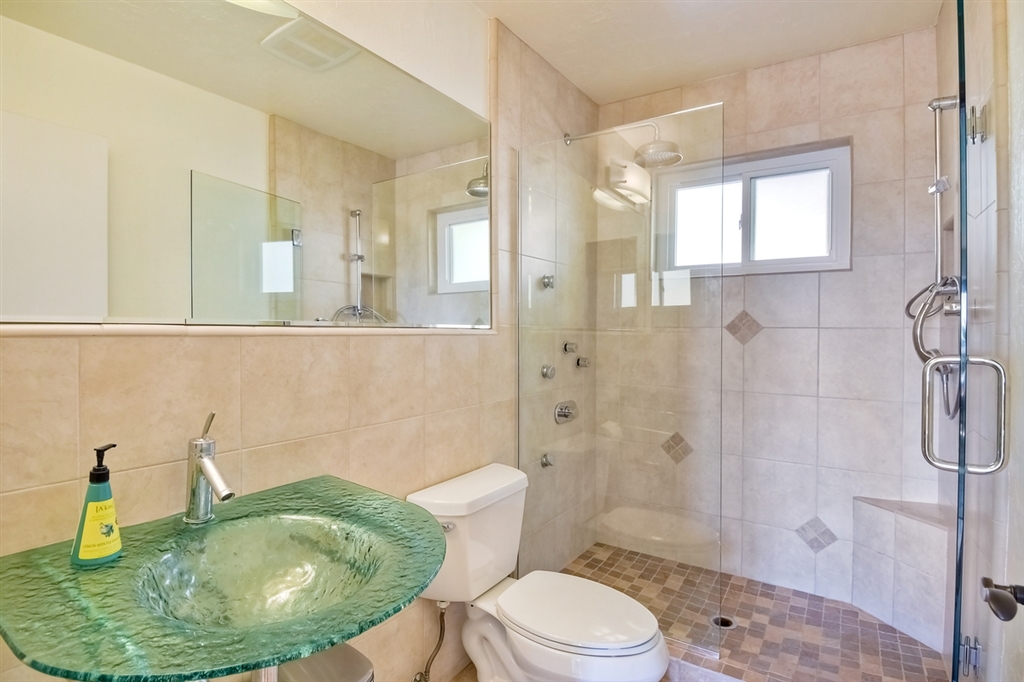14604 High Valley Road Poway, CA 92064 - Photo 14 of 22