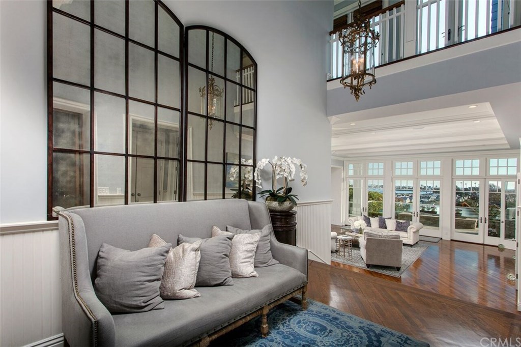 311 Kings Road Newport Beach, CA 92663 - Photo 5 of 50