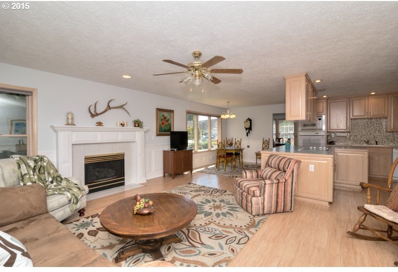 2307 Miller Farm Road Woodburn, OR 97071 - Photo 14 of 24 Gallery Image 14