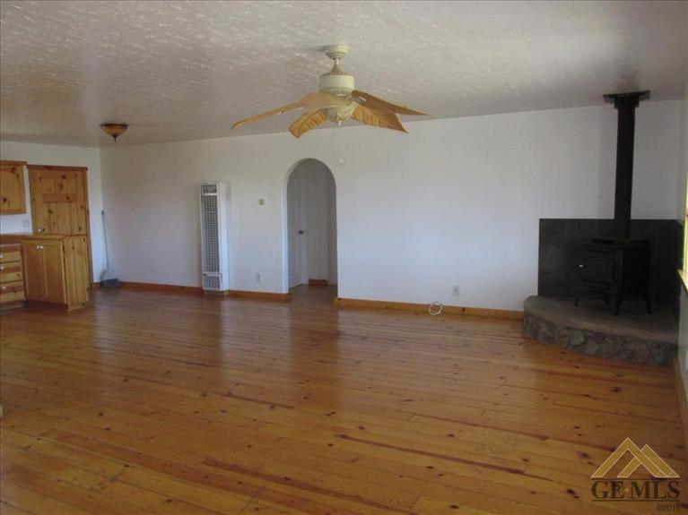 10873 Tanganda Road Tehachapi, CA 93561 - Photo 8 of 30