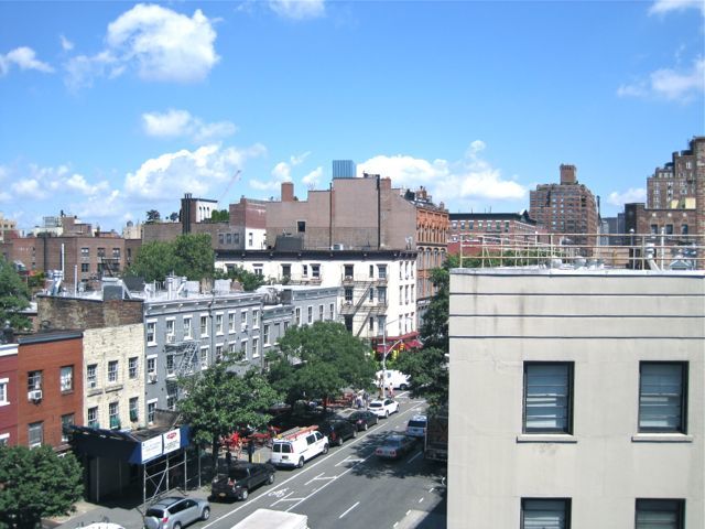 108 Perry Street, Unit 4B Manhattan, NY 10014 - Photo 4 of 6